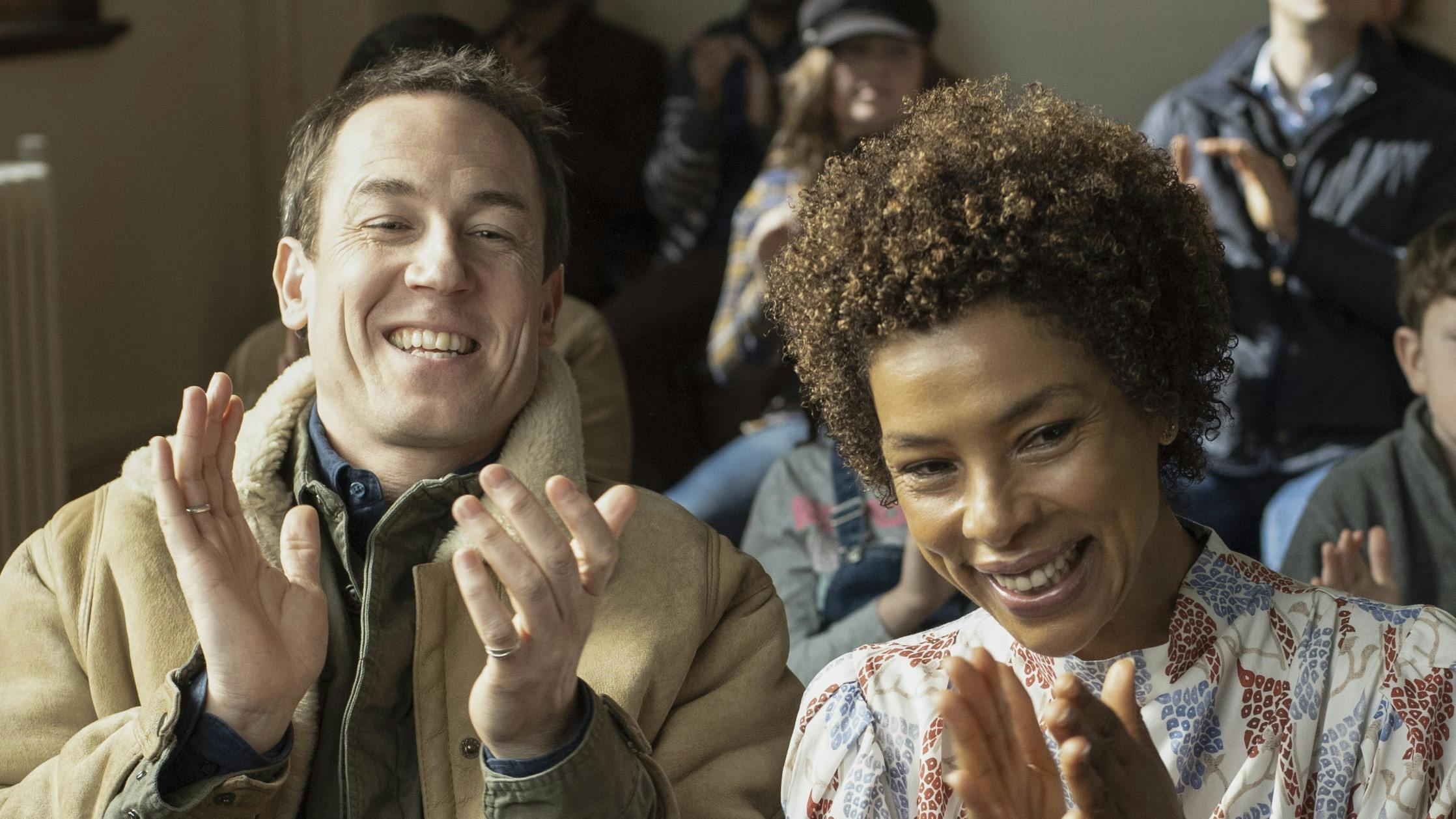 Intervju: Sophie Okonedo och Tobias Menzies om ”Modern Love” | Filmtopp